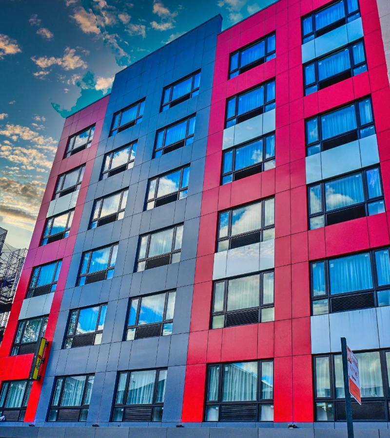 Hotel Super 8 By Wyndham Bronx Near Botanical Garden Nueva York Exterior foto